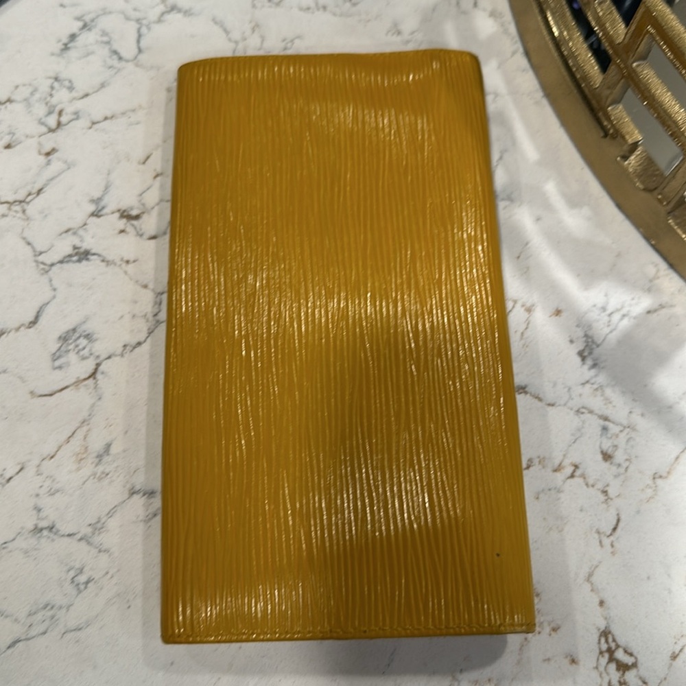 Louis Vuitton Yellow and Purple Clutch - Picture 9 of 10